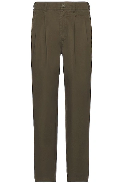 Wao Double Pleated Chino Pant In Brown