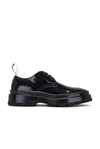 Jacquemus Pavane Patent-leather Derby Shoes In Black