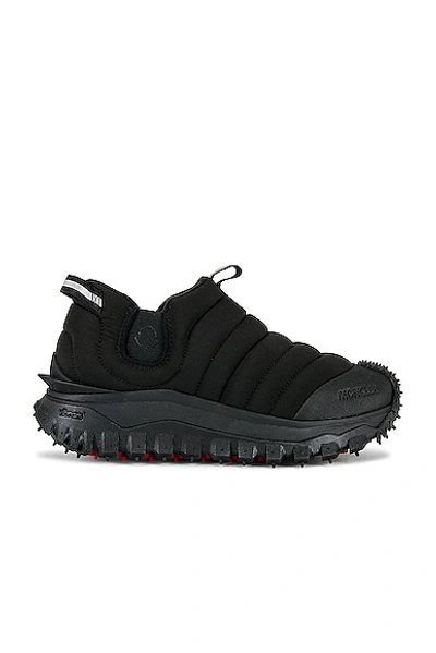 Moncler Trailgrip Gtx Low Top Trainers In Black