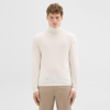 Theory Hilles Turtleneck Sweater In Cashmere In Stone White