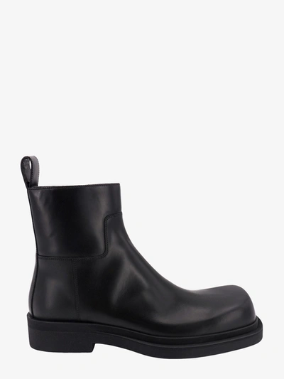 Bottega Veneta Ben Leather Boots In Black