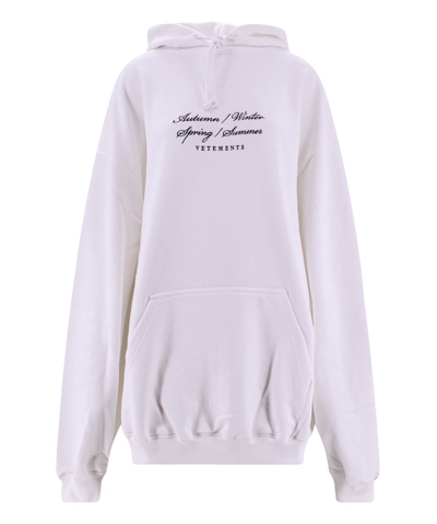 Vetements Logo Printed Hoodie In White