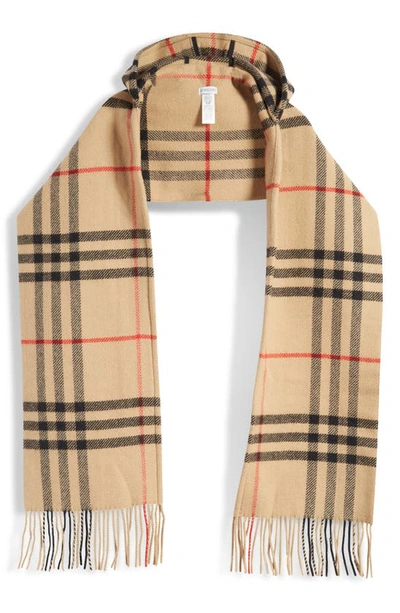 Burberry Checked Hooded Scarf In Archive_beige