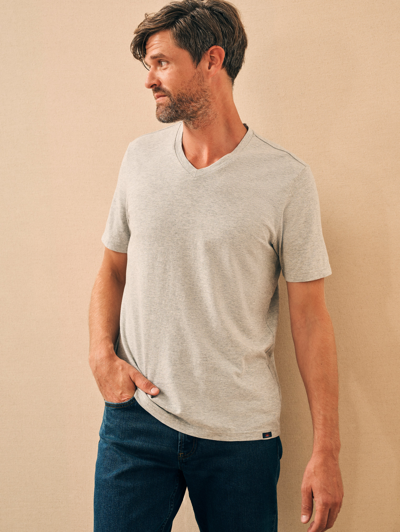 Faherty Sunwashed V-neck T-shirt In Heather Grey