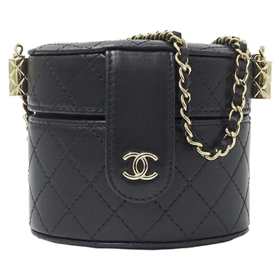 Pre-owned Chanel Vanity Black Suede Clutch Bag ()