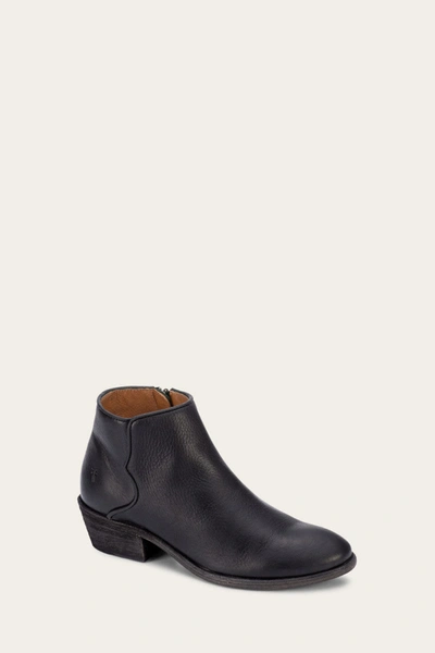 The Frye Company Frye Carson Piping Booties In Tumbled Black