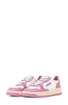Autry Medalist Low Sneaker In White/ Mauve