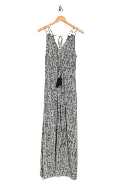 Elan V Neck Maxi Dress In Black Whit