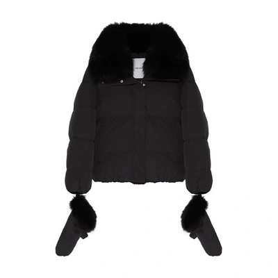 Yves Salomon Puffer Jacket Made From A Waterproof Technical Fabric With A Fox Fur Collar In Noir