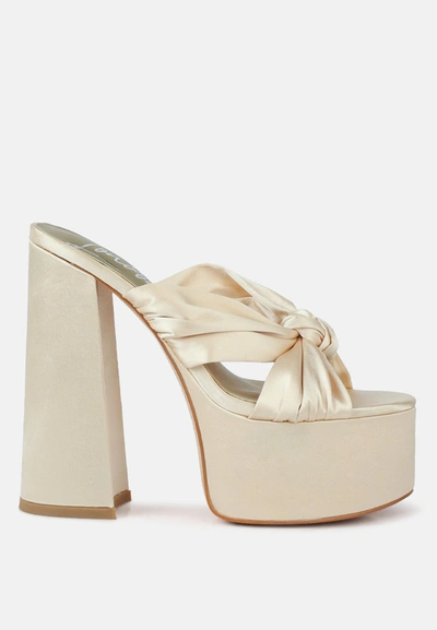 London Rag Strobing Knotted Chunky Platform Heels In White