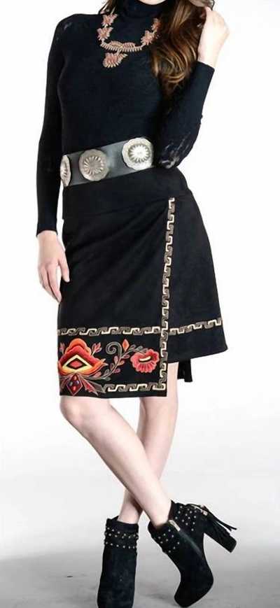 Vintage Collection Bryce Short Suede Skirt In Black