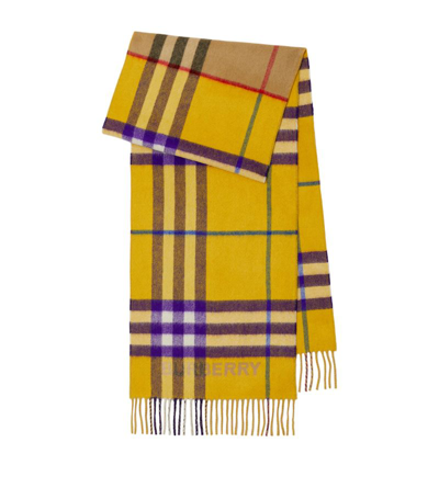 Burberry Contrast Check Cashmere Scarf In Neutrals