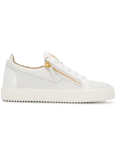 Giuseppe Zanotti Frankie Zip-detail Low-top Sneakers In Bianco