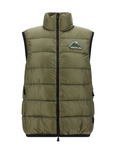 Moncler Grenoble Logo Embroidered Zip In Green