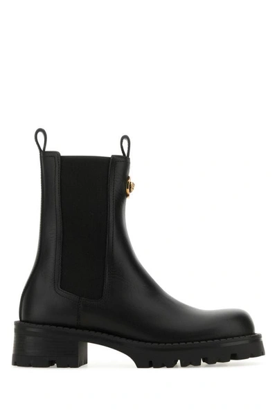 Versace Front Logo Pattern Short Boots In Black