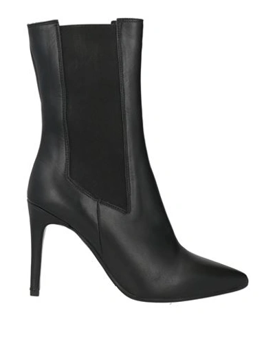 Gisel Moire Gisél Moiré Woman Ankle Boots Black Size 11 Soft Leather