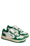 Autry Medalist Low Sneaker In Leat/ Leat Mountain