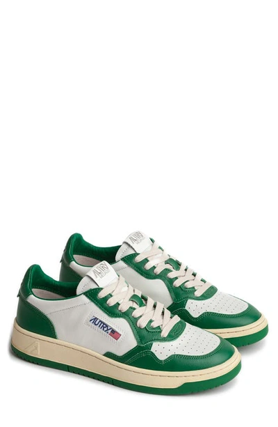 Autry Leather Medalist Low Sneakers In White,green