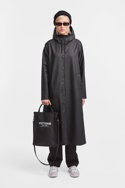 Stutterheim Mosebacke Long Raincoat In Black