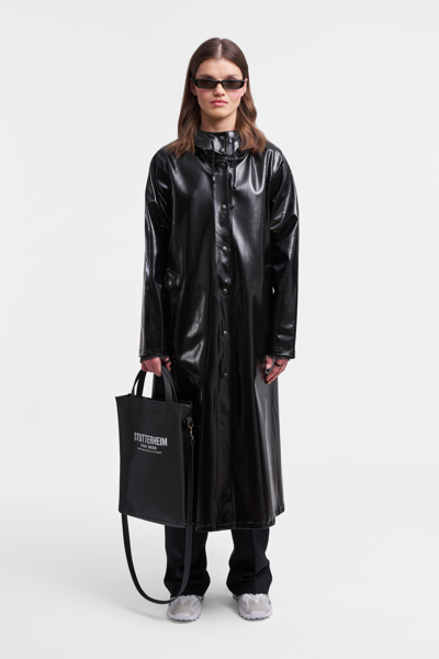 Stutterheim Mosebacke Long Print Opal Raincoat In Black