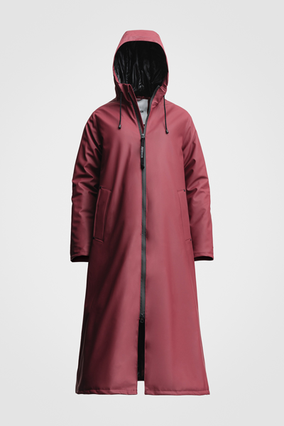 Stutterheim Mosebacke Raincoat In Burgundy