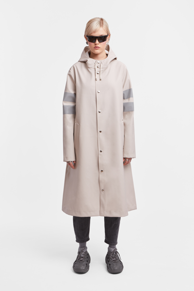 Stutterheim Norrbro Bike Raincoat In Light Sand