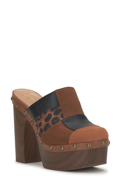 Jessica Simpson Dasally Platform Clog In Ginger Cookie Faux Suede