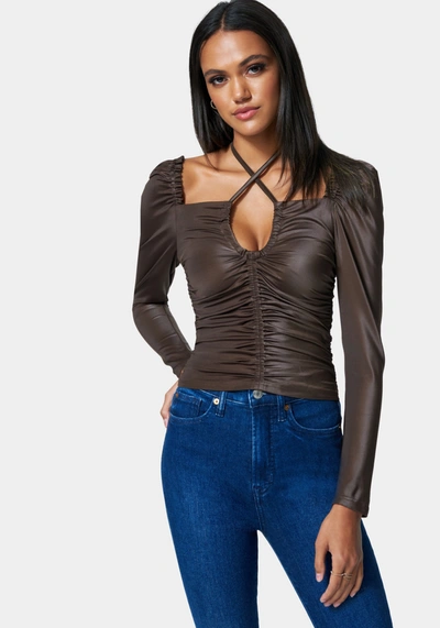 Bebe Puff Sleeve Coated Ruched Top In Coffee Bean