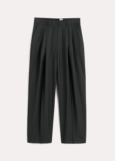 Totême Toteme Cropped Trousers In Black