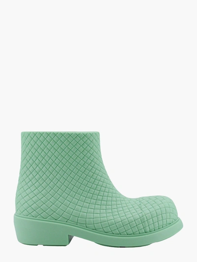 Bottega Veneta Fireman Intrecciato Rubber Boots In Green