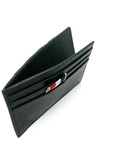 Thom Browne Single Card Holder W/ Note Compartment U0026 4 Bar In Pebble Grain Leather In Green