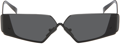 Prada 有色镜片几何形镜框太阳眼镜 In Schwarz