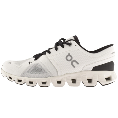 On Running Cloud X 3 Trainers White