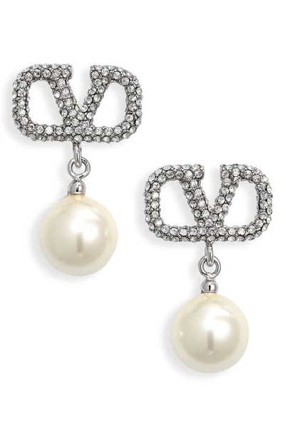 Valentino Garavani Vlogo Signature Pearl Drop Earrings In Zqr Palladio/cream/crystal Sil