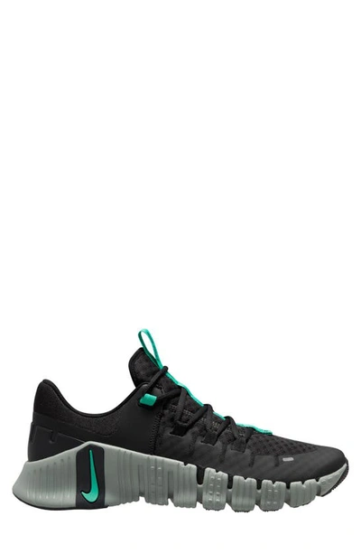 Nike Free Metcon 5 Sneakers In Black And Green In Black/ Mica Green/ Clear Jade