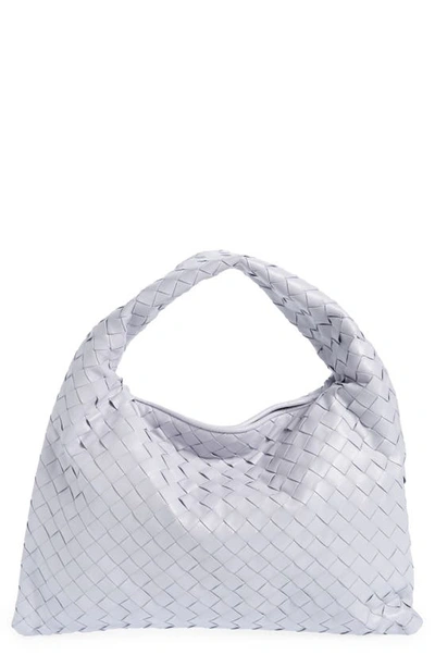 Bottega Veneta Small Leather Hop Shoulder Bag In Oyster Muse