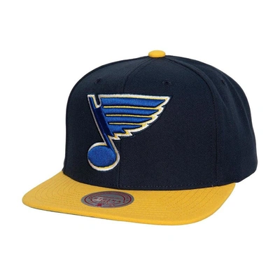 Mitchell & Ness Men's  Navy St. Louis Blues Core Team Ground 2.0 Snapback Hat