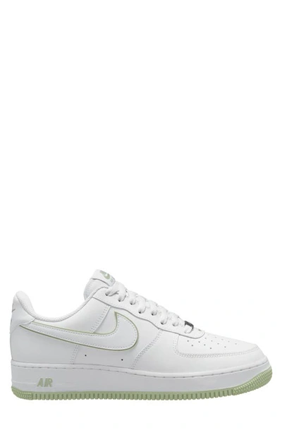 Nike Men's Air Force 1 '07 Shoes In White/grey