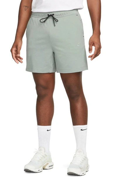 Nike Men's  Sportswear Tech Fleece Lightweight Shorts In Grey