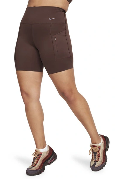 Nike Women's Go Firm-support High-waisted 8" Biker Shorts With Pockets In Earth/black