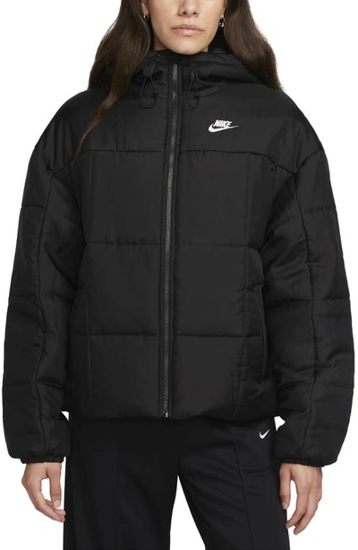 Nike Sportswear Classic Therma-fit Hooded Water Repellent Puffer Jacket In Black