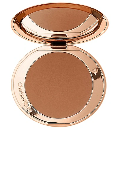 Charlotte Tilbury Airbrush Flawless Finish Bronzing Powder In 3 Tan