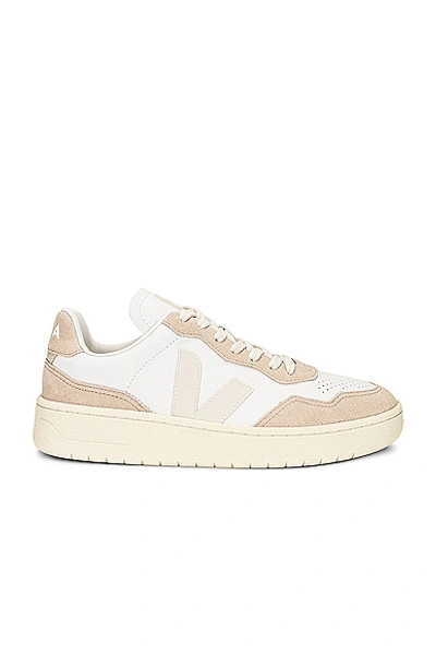 Veja V-90 Panelled Low-top Suede Sneakers In White