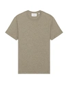 Frame Duo Fold Short Sleeve Tee In Heather Dark Beige