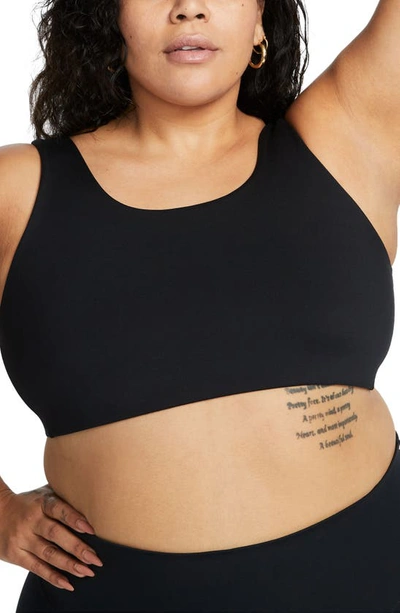 Nike Women's Alate All U Light-support Lightly Lined U-neck Sports Bra (plus Size) In Black