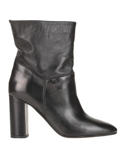 Mychalom Woman Ankle Boots Black Size 11 Soft Leather