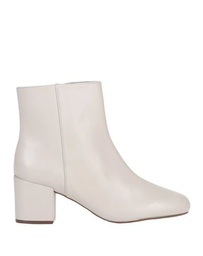 Schutz Woman Ankle Boots Off White Size 9 Soft Leather