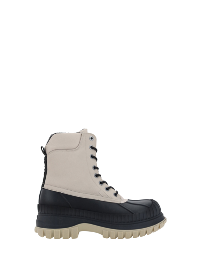 Ganni Lace-up Snow Boots In 中性色