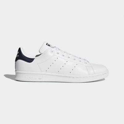 Adidas Originals White & Navy Stan Smith Sneakers In Weiss