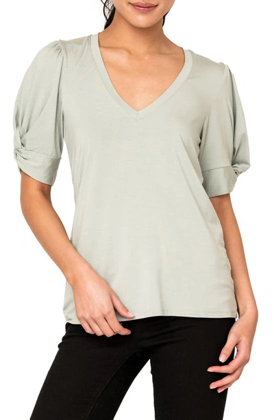 Gibsonlook Twist Sleeve V-neck Top In Seafoam